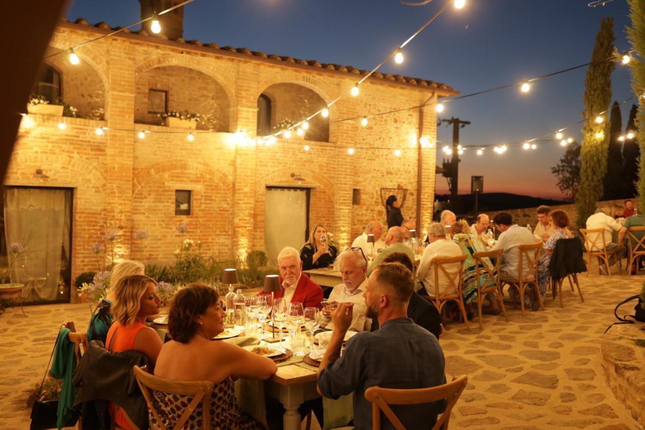 Agriturismo Poggio Il Castellare Montalcino Buitenkant foto