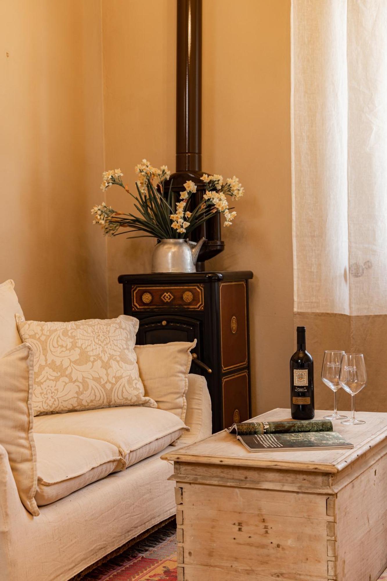 Agriturismo Poggio Il Castellare Montalcino Buitenkant foto